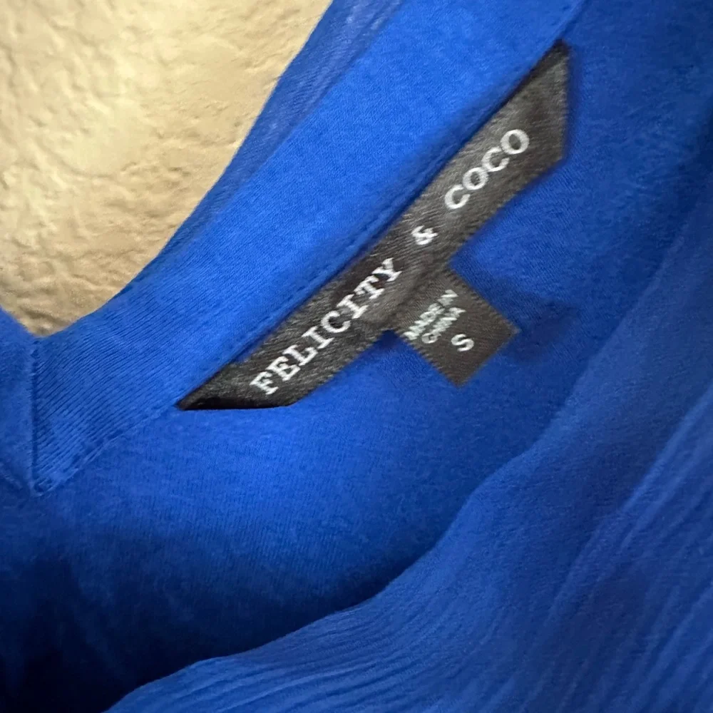 Blue Dress - Picture 4 of 5